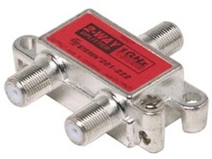 Steren: 2 Way Coaxial Cable Splitter