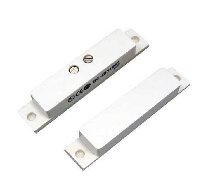 AI NEXT DC-2531 white magnetic contact sensor pair with mounting brackets and screw terminals Main image